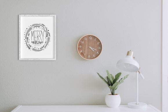 Festive Graphics: Wall Art of Merry Christmas Lettering
